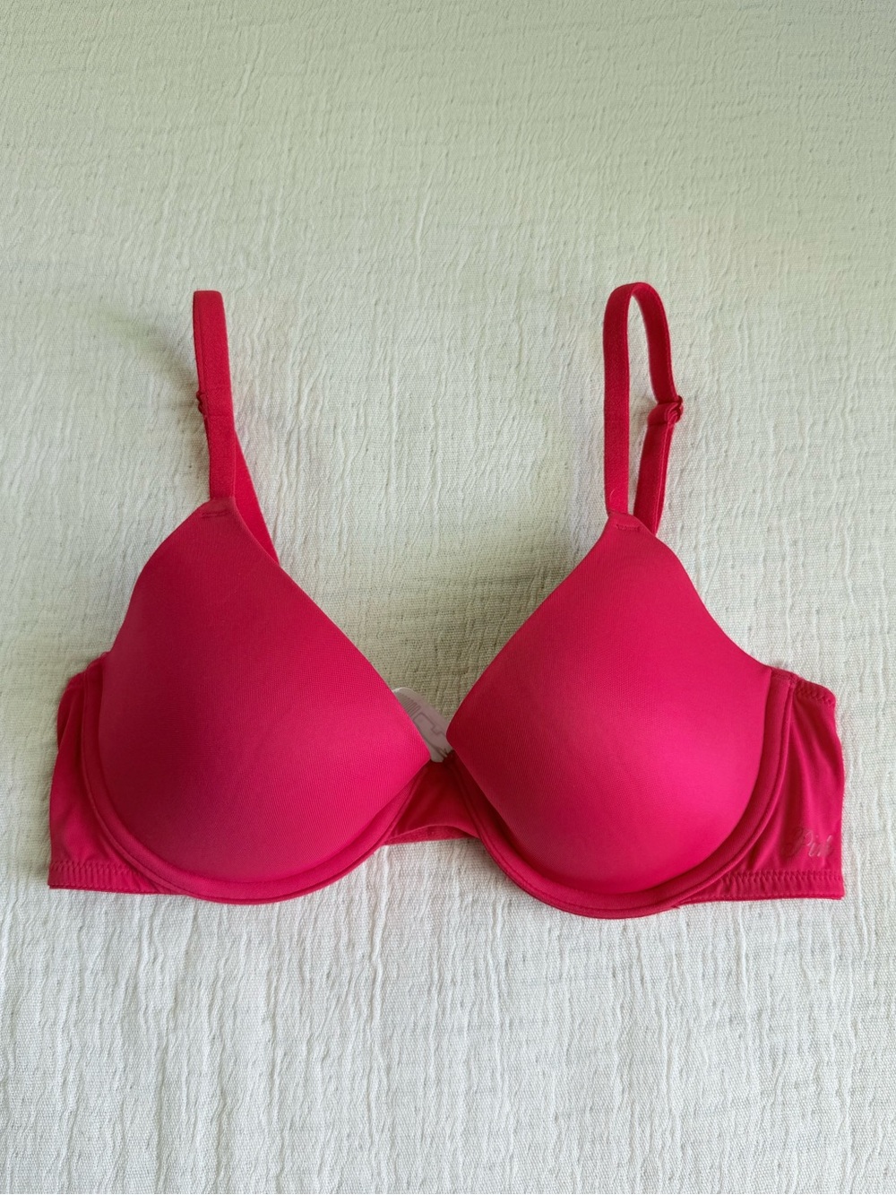 Victoria’s Secret PINK  red T-shirt bra